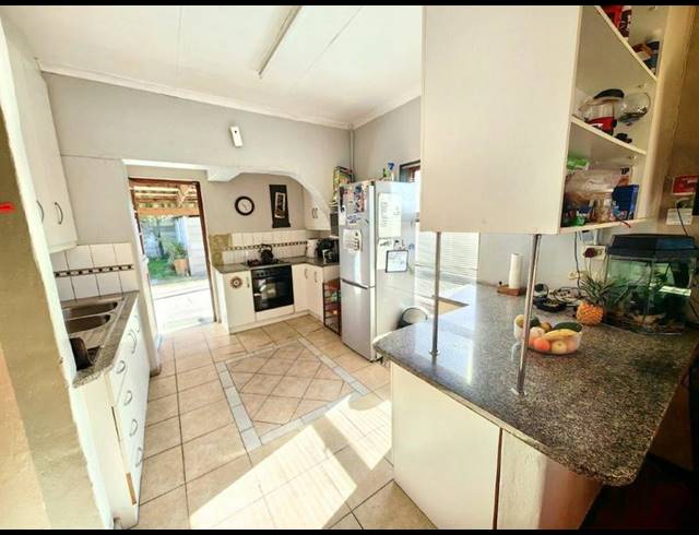 2 BEDROOM HOUSE FOR SALE IN RUYTERWACHT